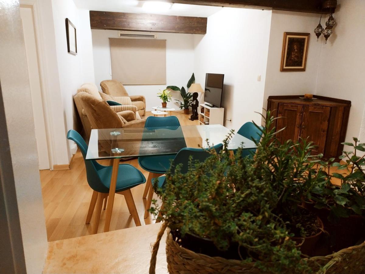 Al Pie Del Camarin Con Parking Gratis Apartamento Jaén Exterior foto